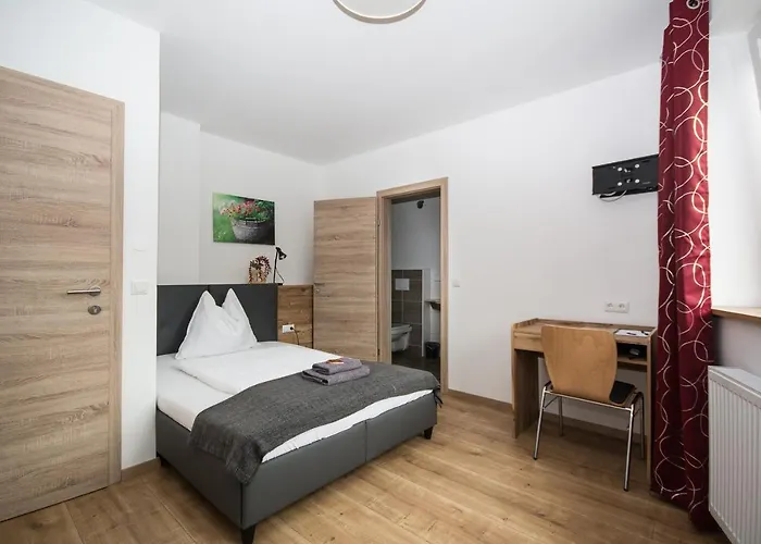 Heurigenstube Fam. Angerer سكانت غالين